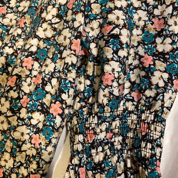 Vero Moda mini Floral Dress - Vintage - Size Large - Picture 7 of 7